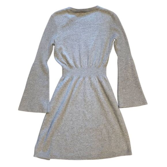 Theory Sweater Dress Women's XS P Grey Cashmere Bell Sleeve Mini Cozy Soft - Picture 2 of 4
